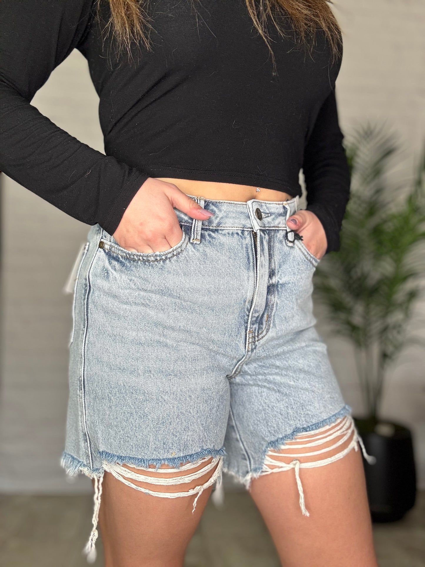 Judy Blue HW Rigid Magic Dad Shorts