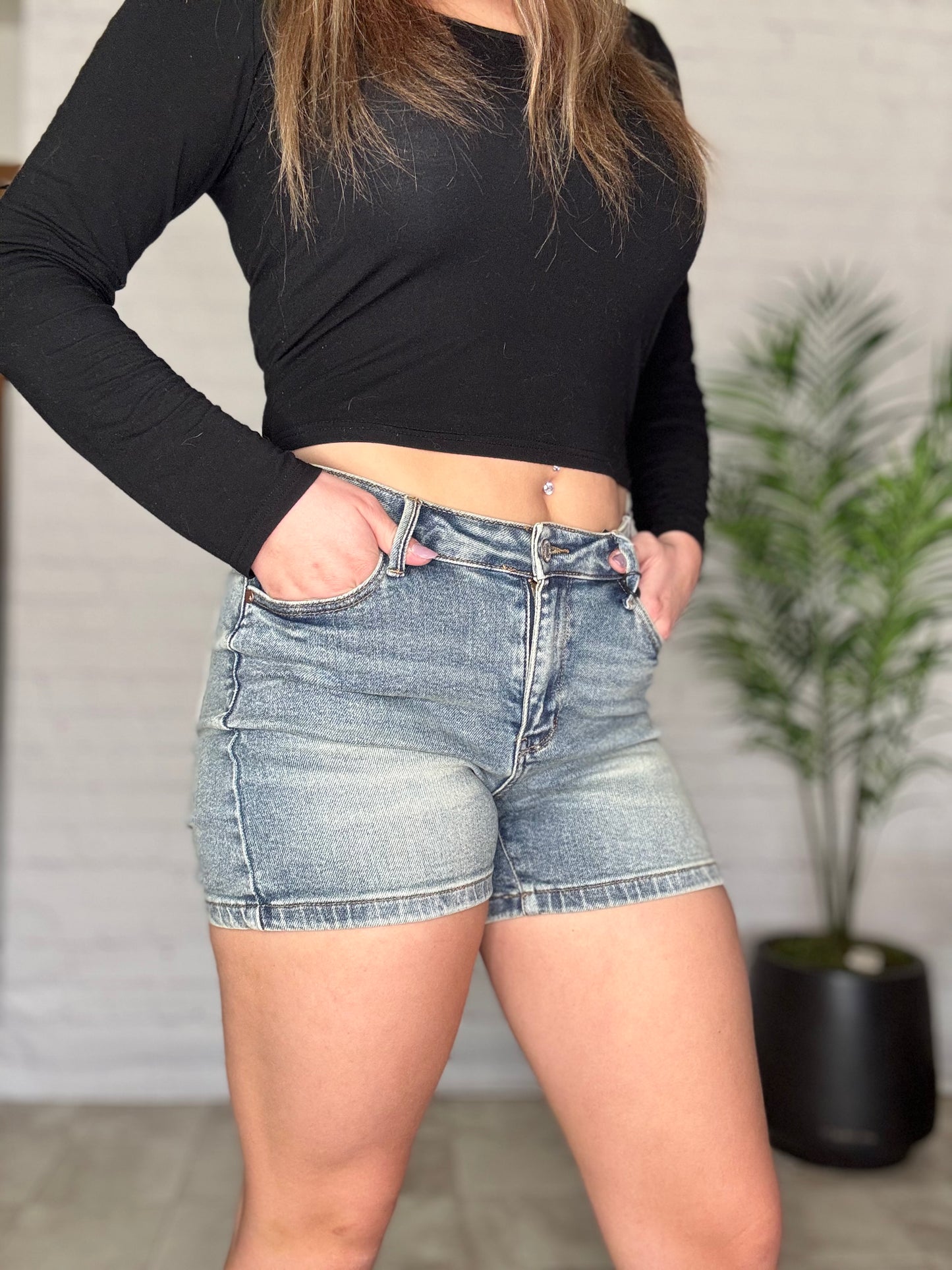 Judy Blue V Front Vintage Wash Shorts