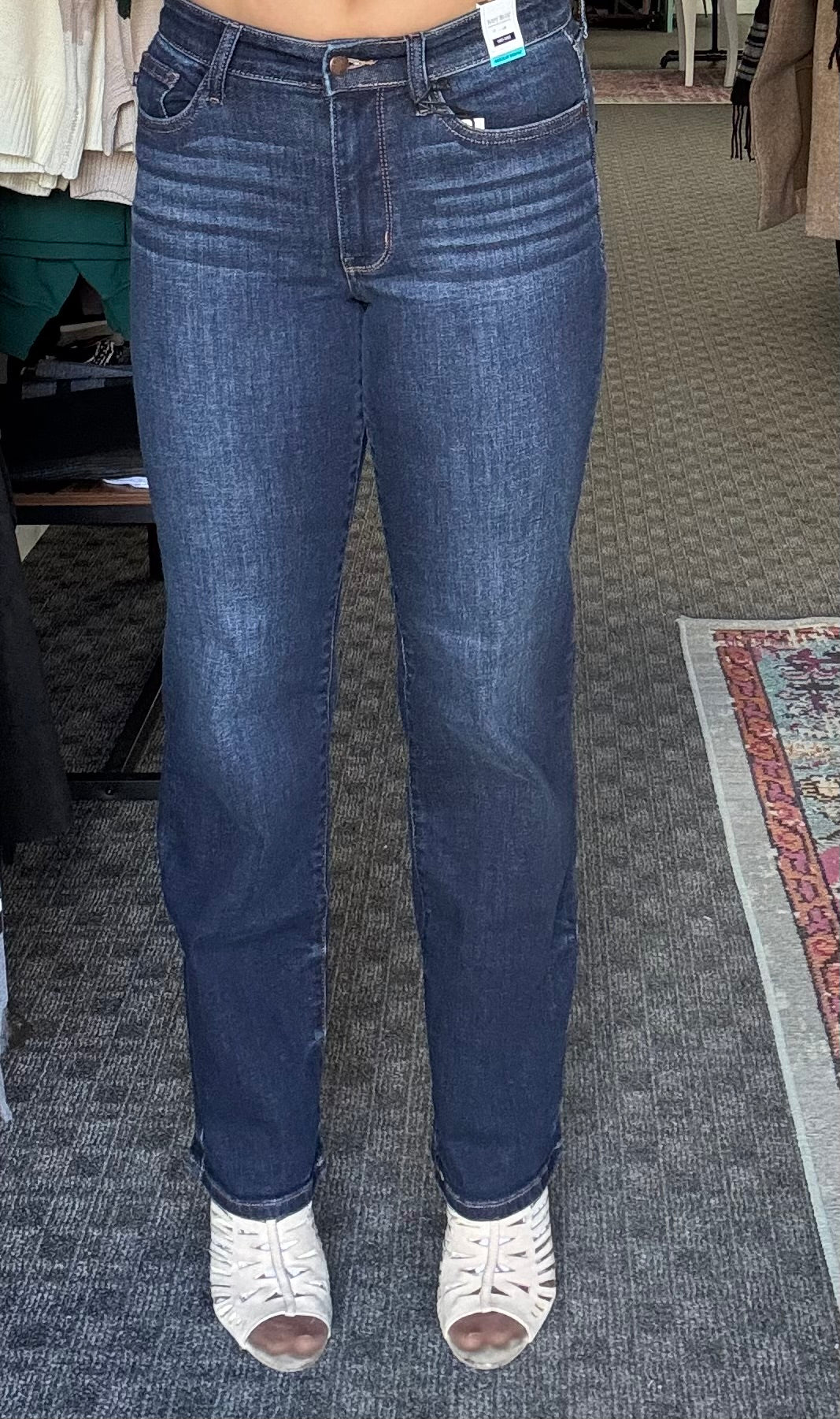 Reg/Plus S/R/L Mid-Rise "Stunners" Dark Wash Straight