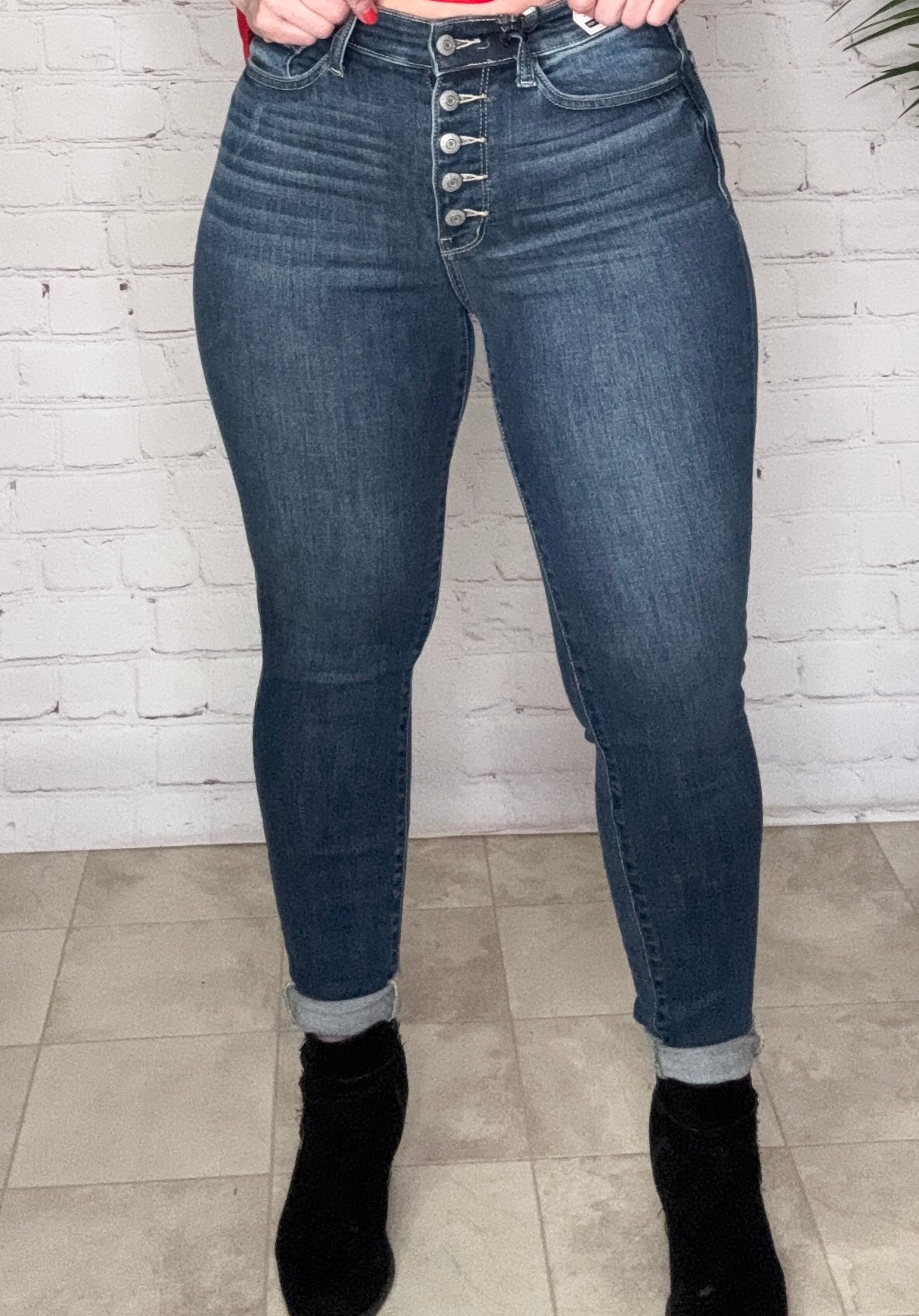 Judy Blue Hi Rise Button Fly Skinny
