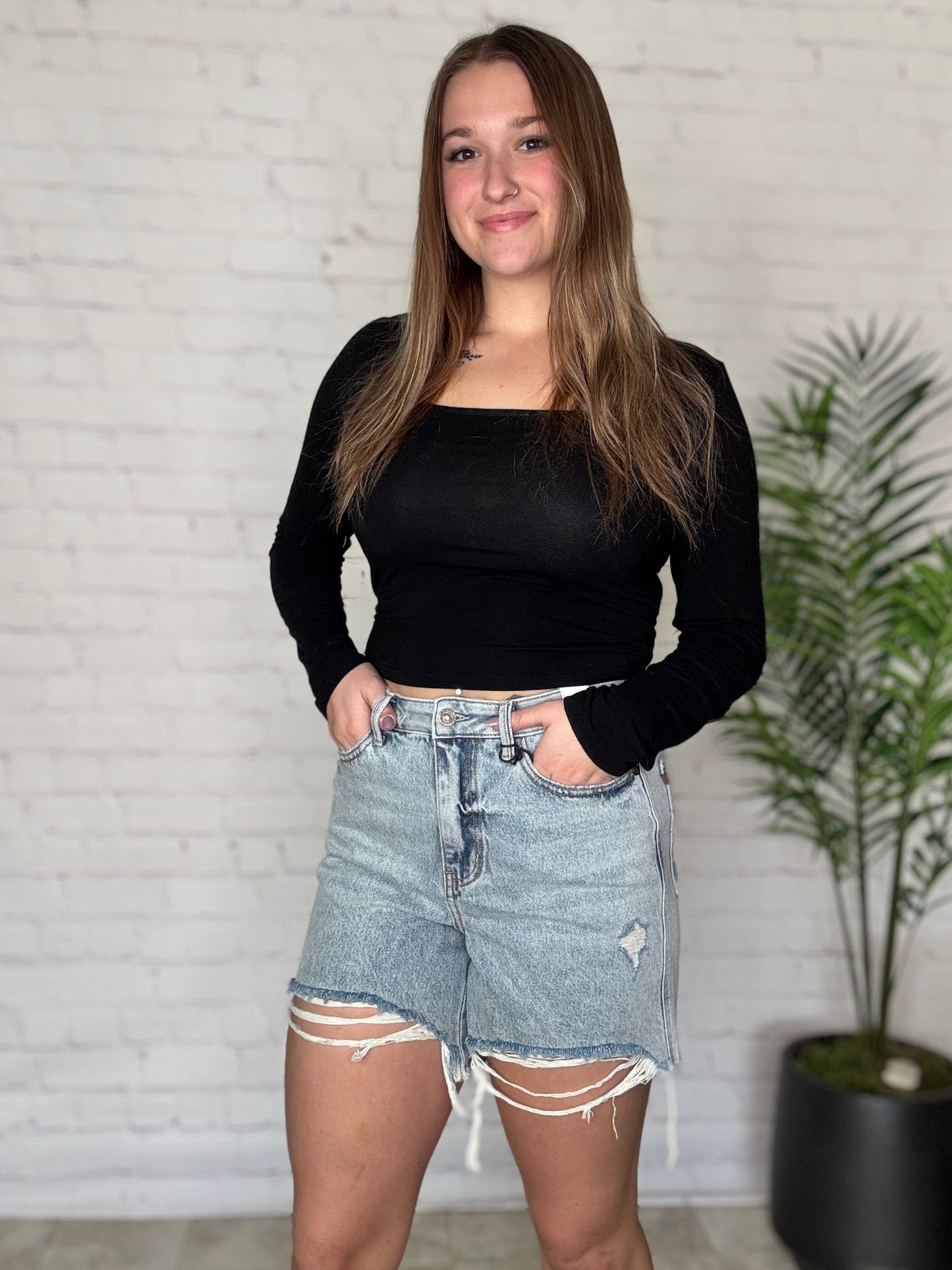 Judy Blue HW Rigid Magic Dad Shorts