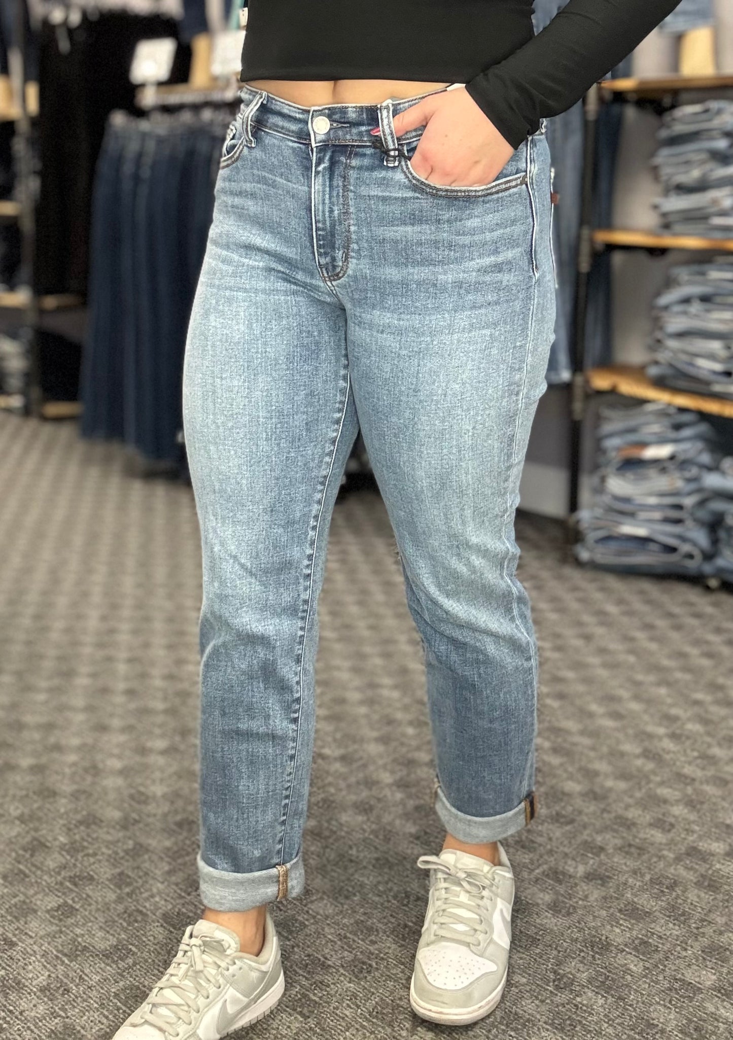 Mid Rise McDreamy Boyfriend Fit