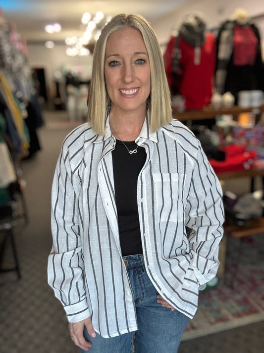 Stripe Chest Pocket Buttoned Oversized Shirt