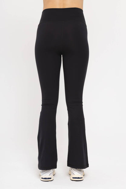 Reg/Plus High-Waist Flare Legging