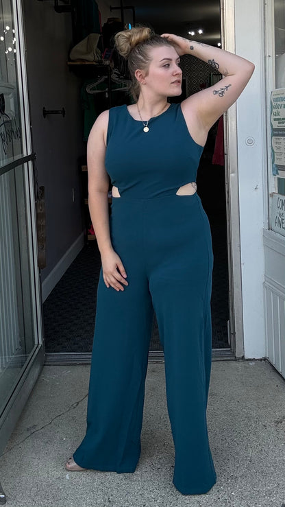 Sexy Sleeveless Jumpsuit W/Waist Cut Out