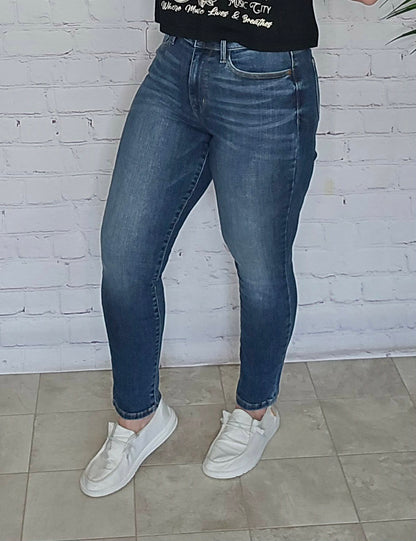 Judy Blue Go To Slim Fit