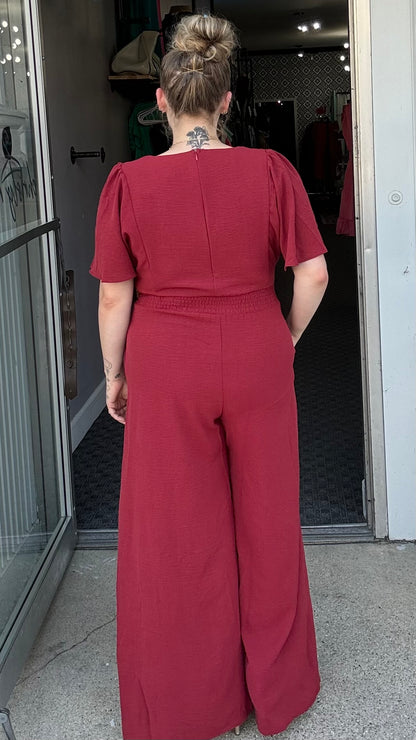 Stunning Wide Leg Jumpsuit W/Pockets