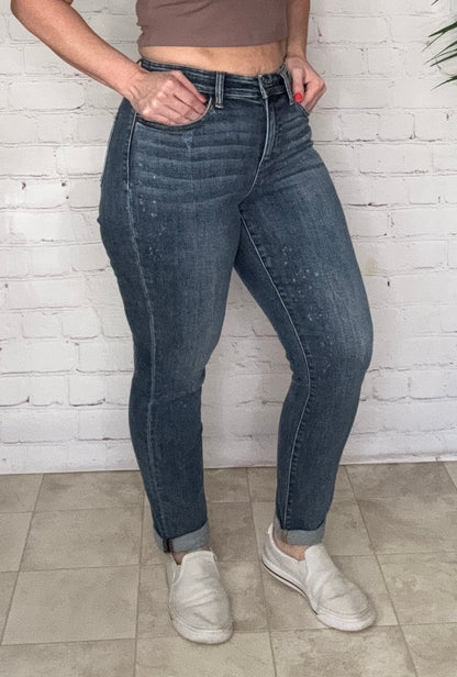 Judy Blue Bleach Splatter Boyfriend Fit
