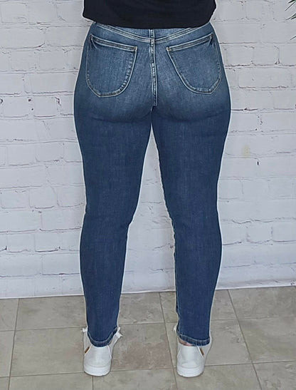 Judy Blue Go To Slim Fit