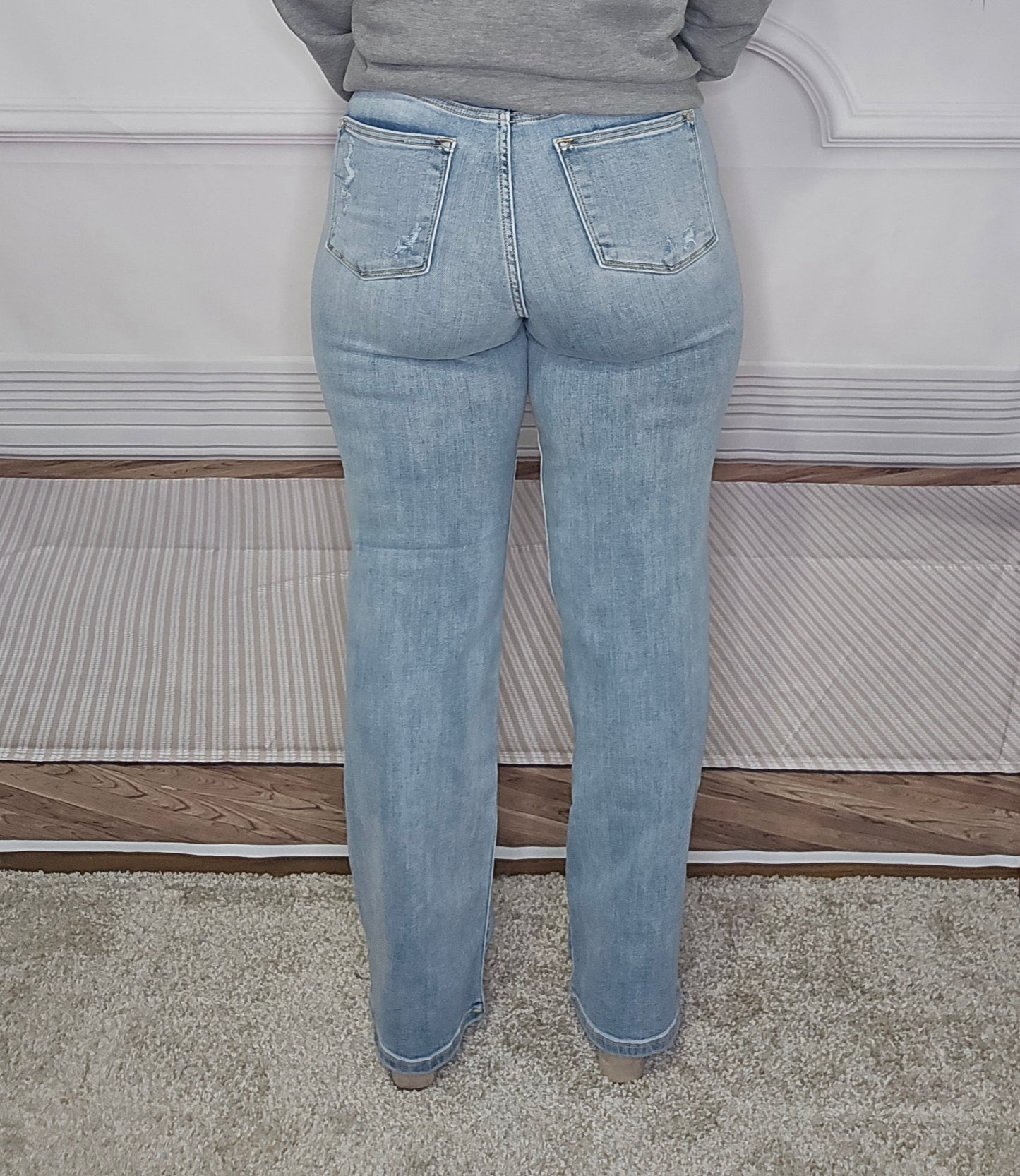 Judy Blue HW Lt. Wash Straight Leg Denim