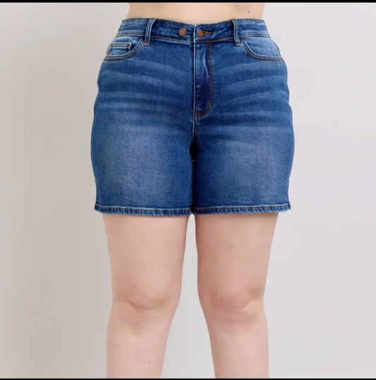 Plus Judy Blue Mid-Length Dad Shorts