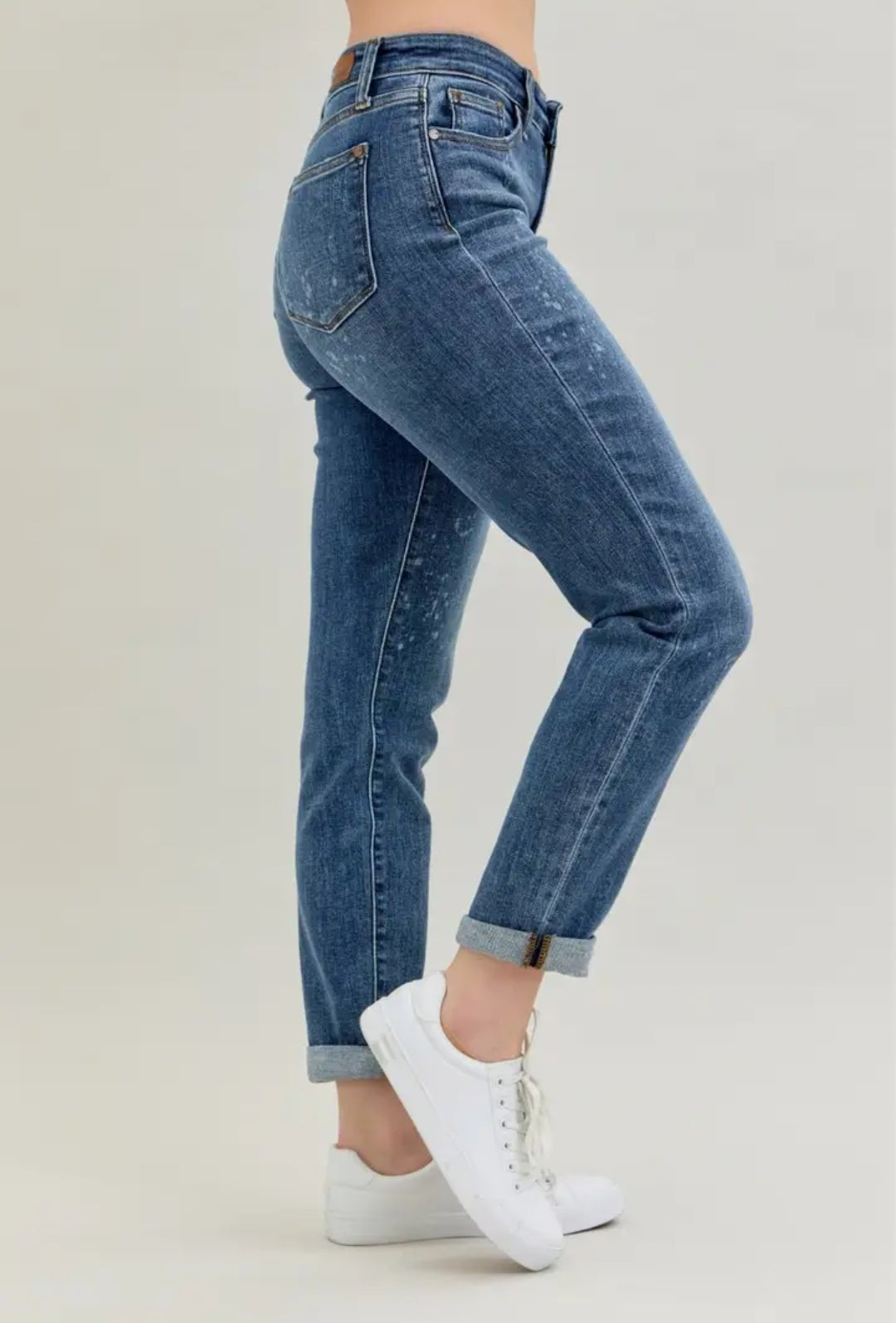 Reg/Plus Judy Blue Bleach Splatter Boyfriend Fit