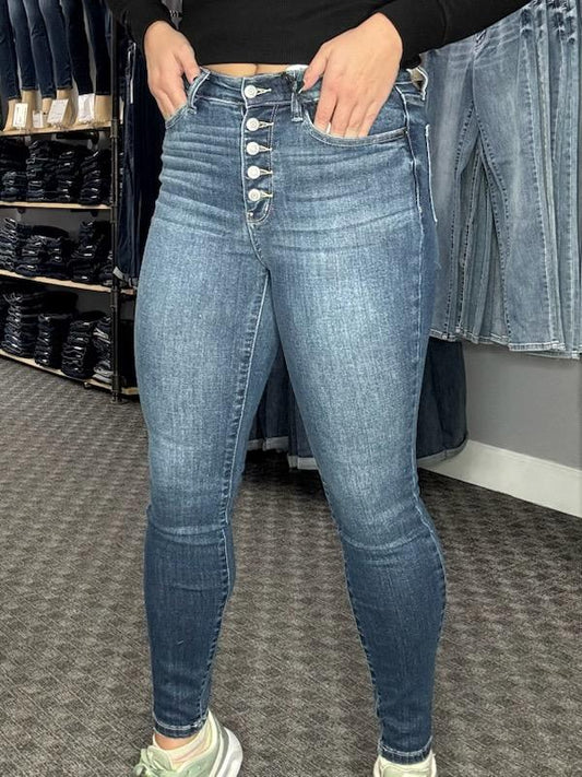 Reg/Plus Judy Blue Hi-Rise Button Fly Skinny