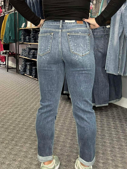 Reg/Plus Judy Blue Bleach Splatter Boyfriend Fit