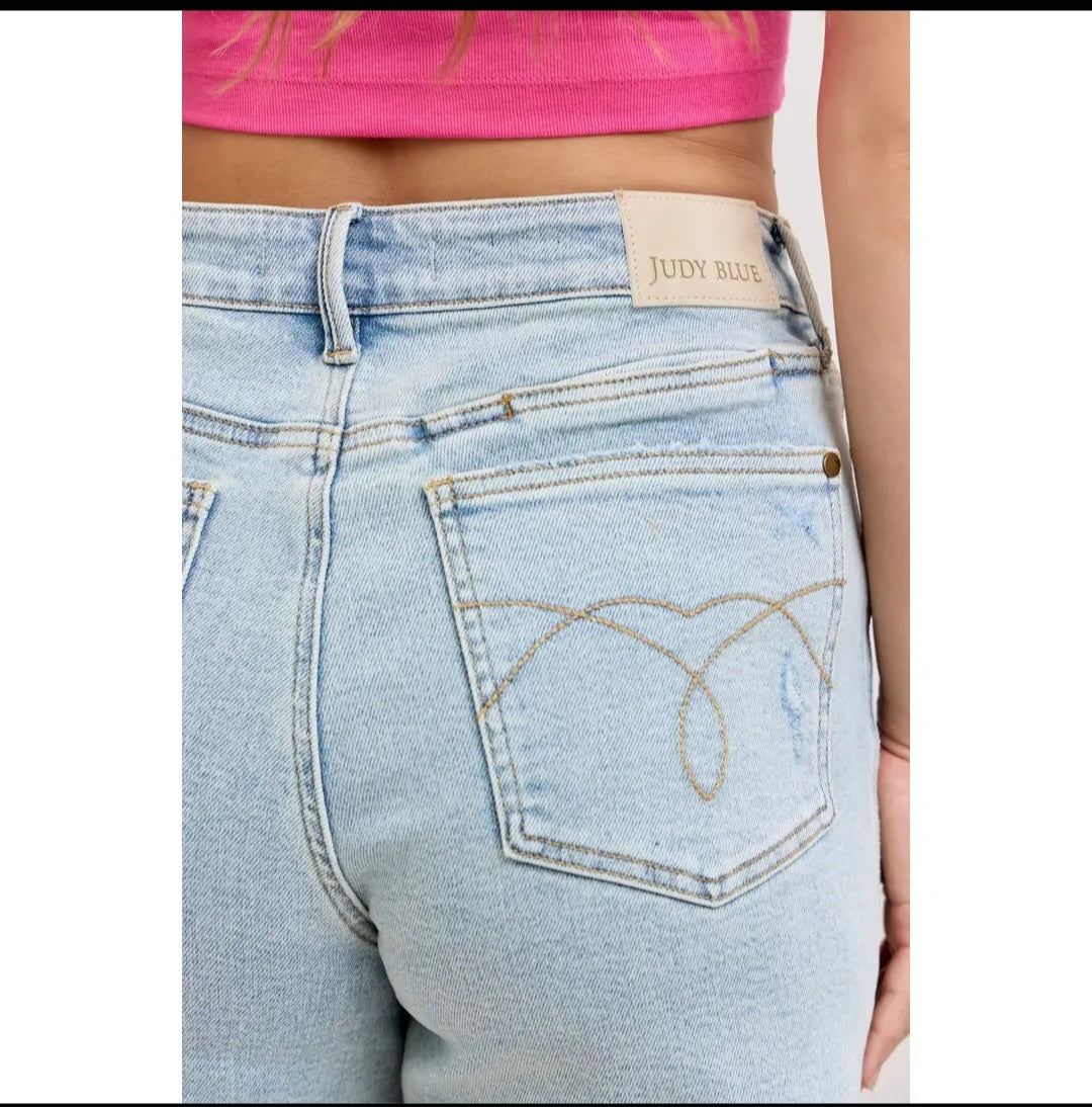 Judy Blue HW Rigid Magic Dad Shorts