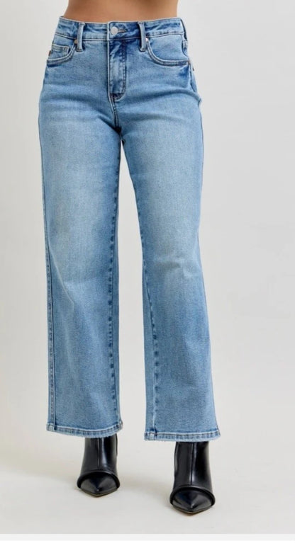 Judy Blue Petite TC Vintage Wash Straight